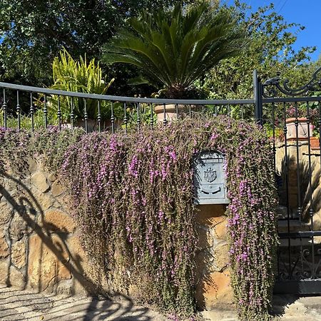 Villa Dei Fiori - Casa Vacanza Capoterra Buitenkant foto