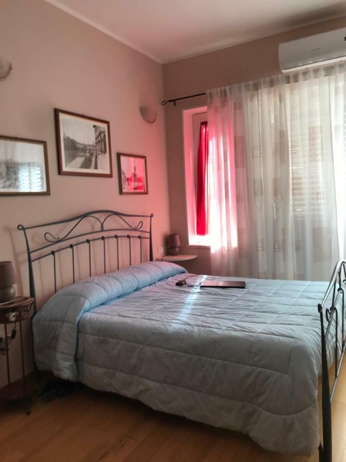 Villa Dei Fiori - Casa Vacanza Capoterra Buitenkant foto